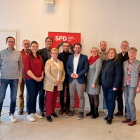 Foto der neuen Krs.Vorstandschaft, soweit anwesend, mit Namen v.li: Bernd Klebing, Reiner Krzyzak-Zeller, Sophie Peter, Wolfgang Jehn, Claudia Bensing, Vrej Borza, Simon Dümig, Andrea Englert, Hagen Ehehalt, Manuela Bleuel, Wolfram Paulus, Anita Peffgen